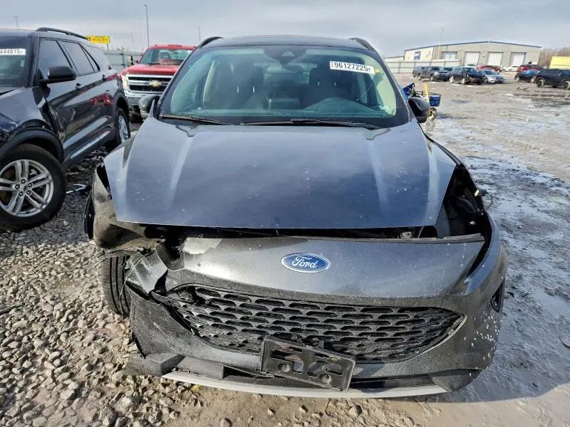 2020 FORD ESCAPE SE SPORT  