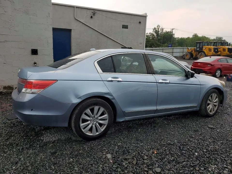 2011 HONDA ACCORD EXL  