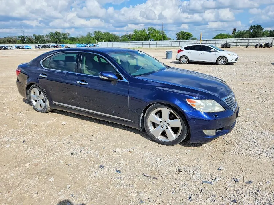 2010 LEXUS LS 460L  
