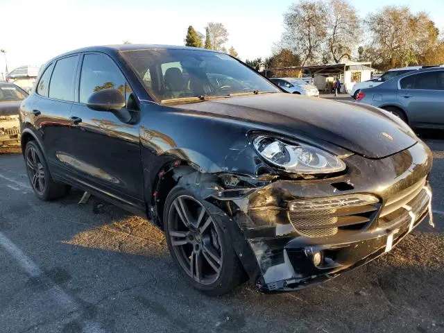 2013 PORSCHE CAYENNE   