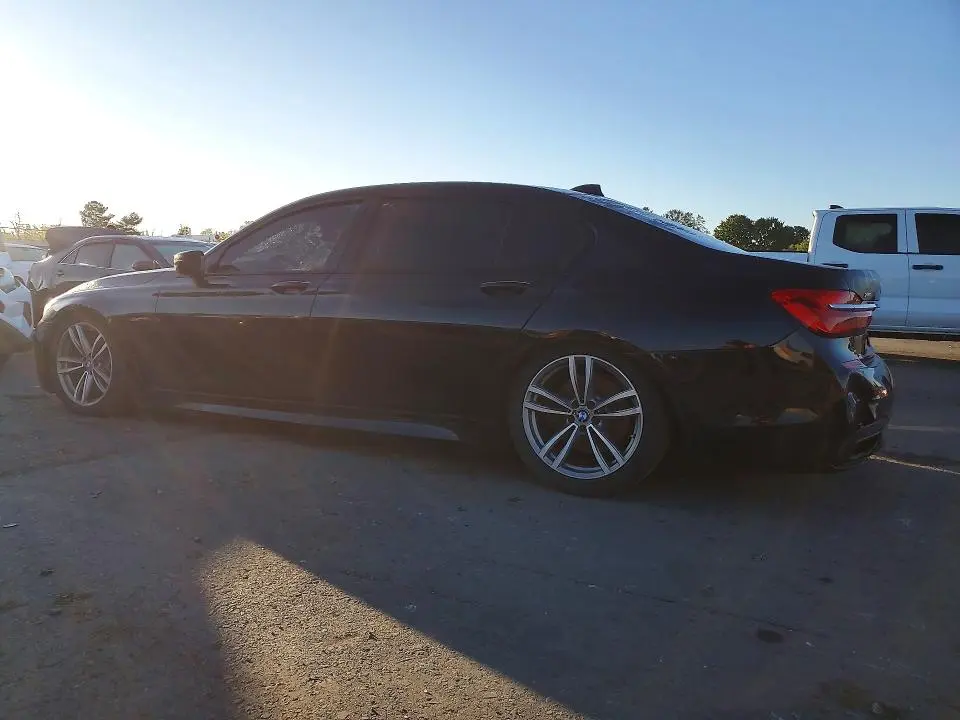 2016 BMW 750 XI  