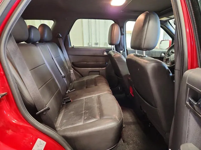 2010 FORD ESCAPE LIMITED  