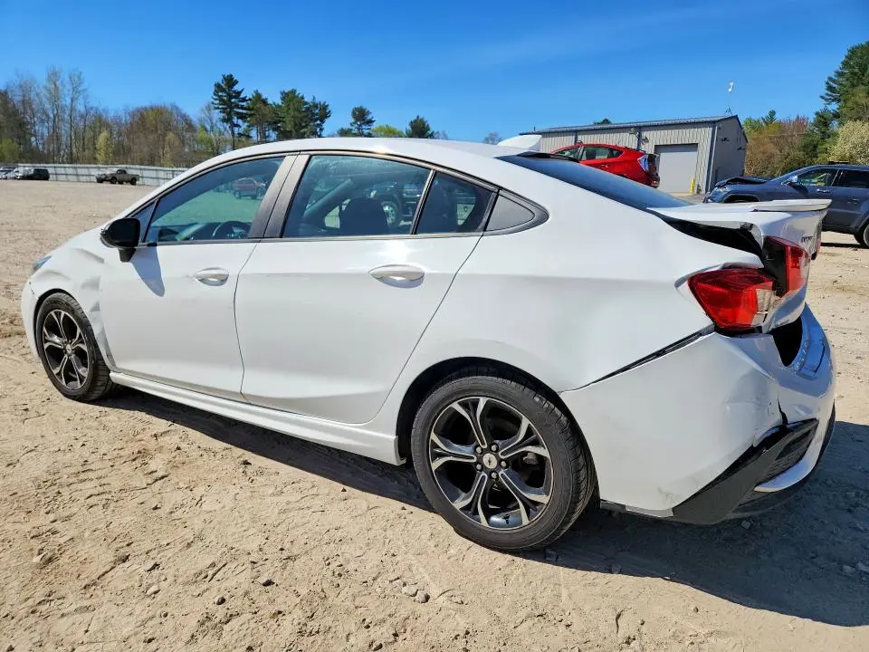 2019 CHEVROLET CRUZE LT  