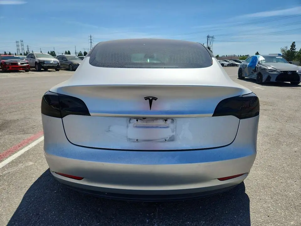 2018 TESLA MODEL 3   
