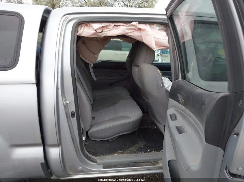 2015 TOYOTA TACOMA BASE V6