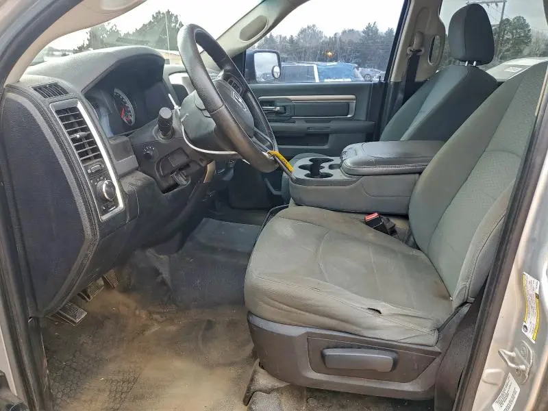2014 RAM 2500 SLT  