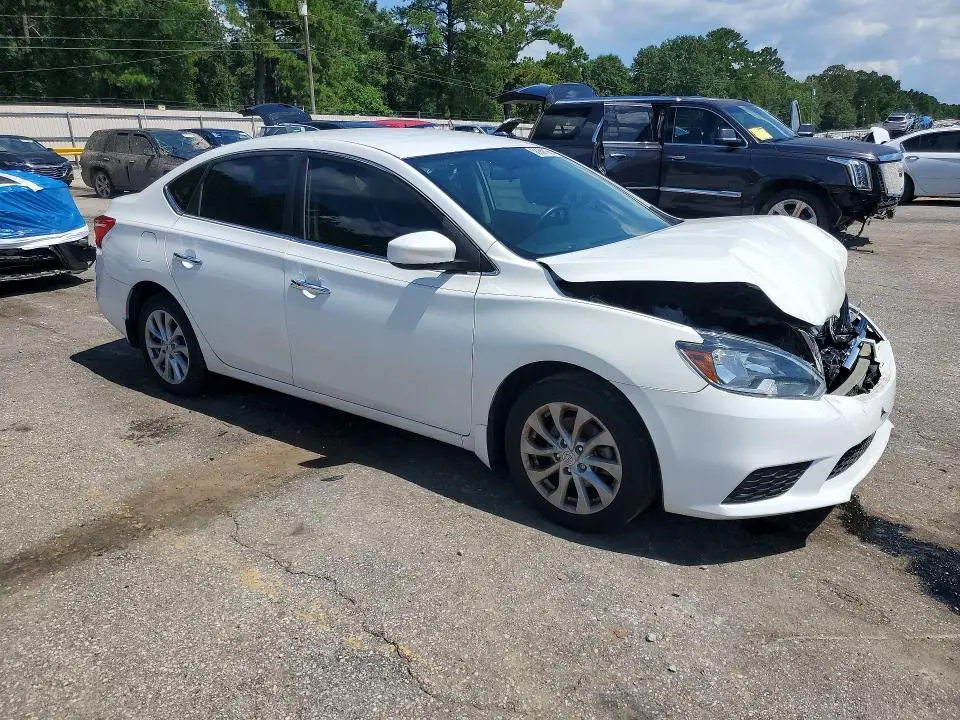 2019 NISSAN SENTRA SV  
