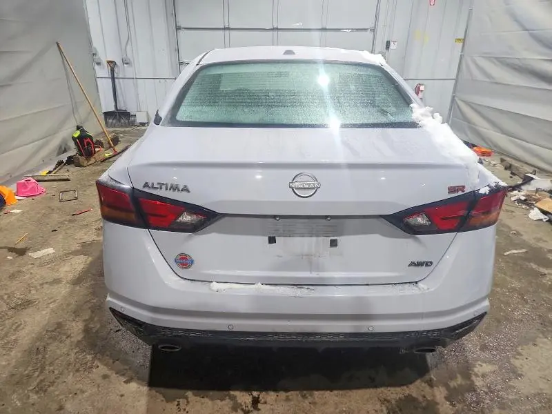 2025 NISSAN ALTIMA SR  