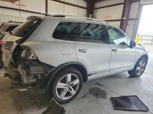 2011 VOLKSWAGEN TOUAREG V6 TDI  