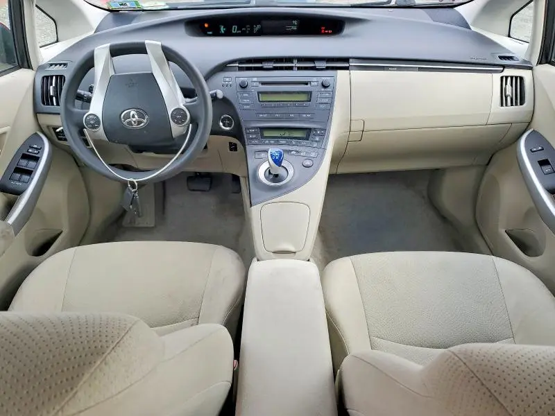 2010 TOYOTA PRIUS II  