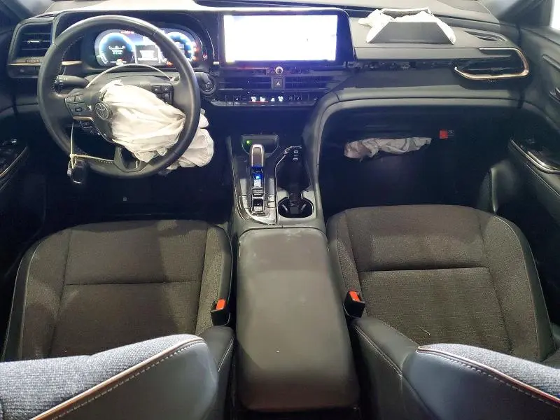 2024 TOYOTA CROWN XLE  