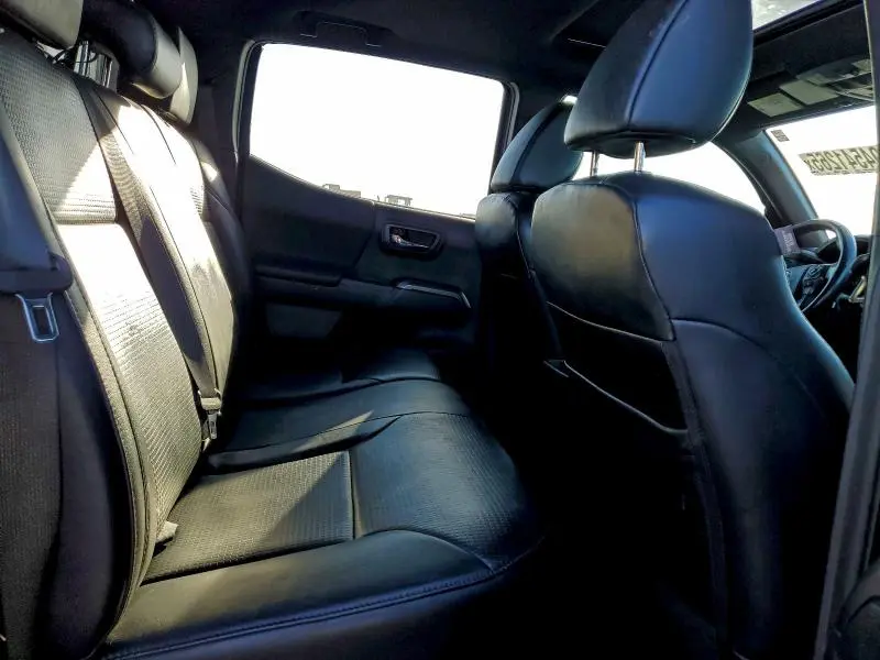 2018 TOYOTA TACOMA DOUBLE CAB  