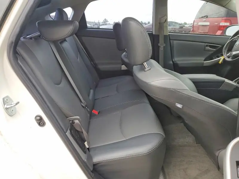 2015 TOYOTA PRIUS FOUR  