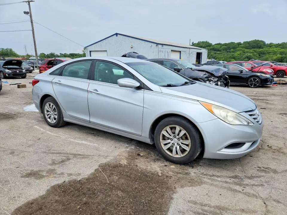 2012 HYUNDAI SONATA GLS  