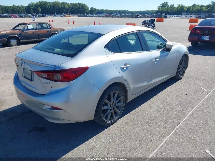 2018 MAZDA MAZDA3 TOURING