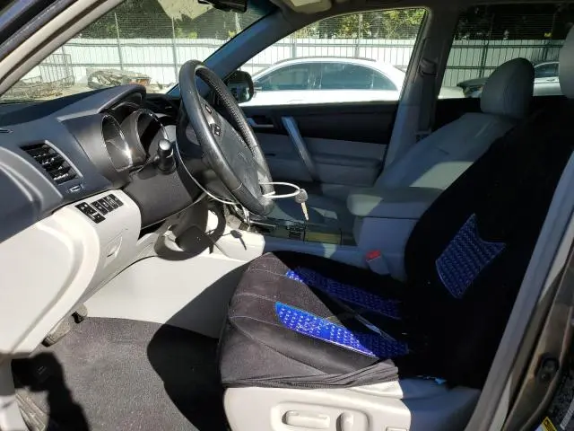 2013 TOYOTA HIGHLANDER BASE  