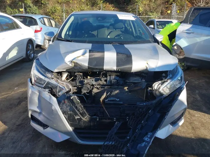 2020 NISSAN VERSA SV XTRONIC CVT