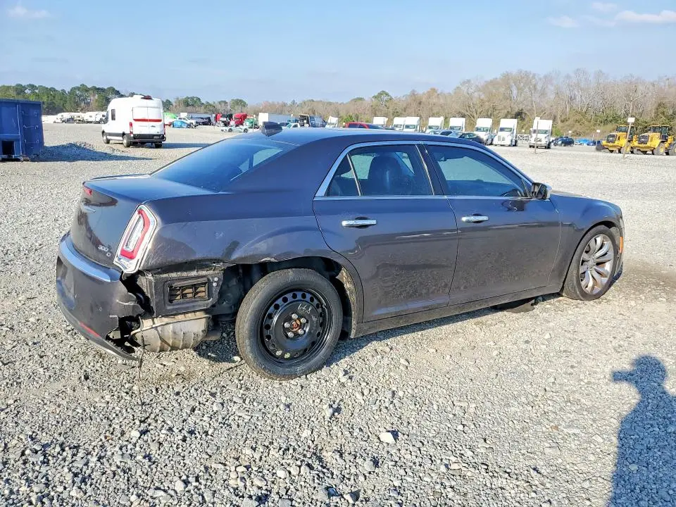 2017 CHRYSLER 300C   
