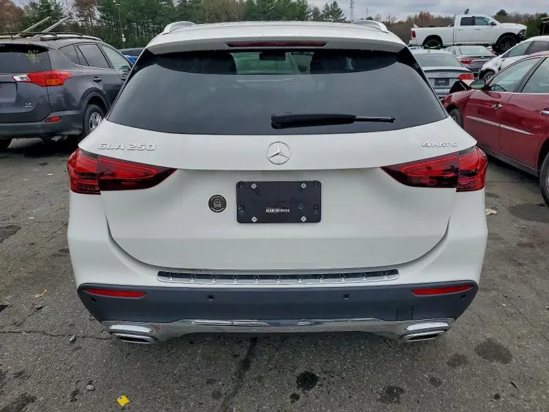 2025 MERCEDES-BENZ GLA 250 4MATIC  