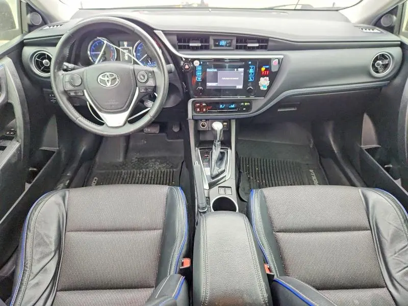 2019 TOYOTA COROLLA SE  