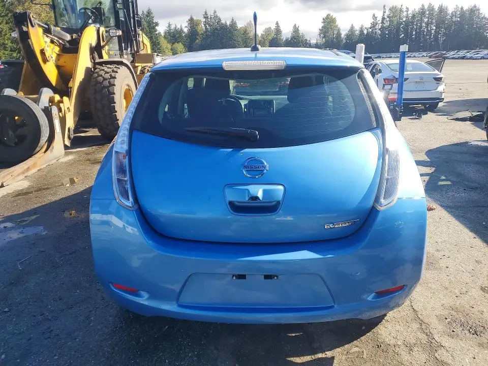 2013 NISSAN LEAF S  