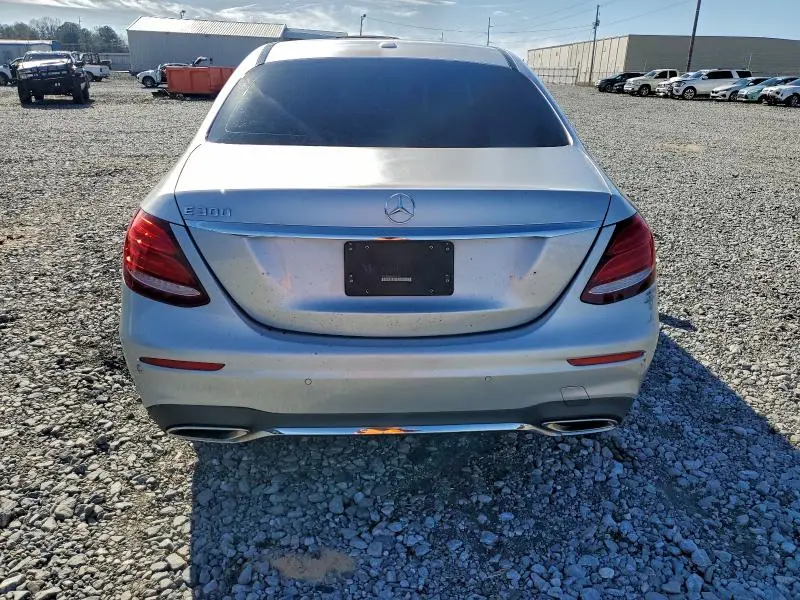 2017 MERCEDES-BENZ E 300  