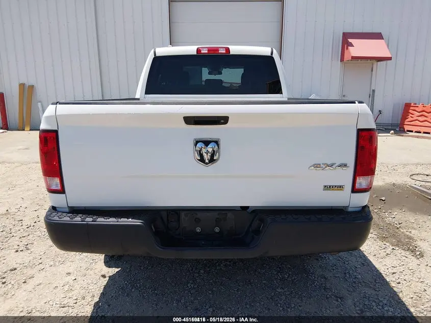 2017 RAM 1500 TRADESMAN  4X4 6'4 BOX