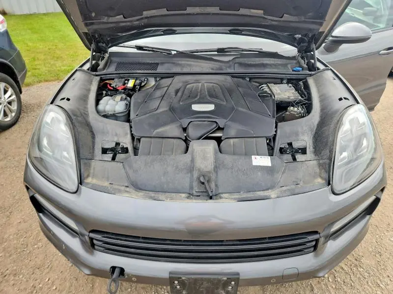 2020 PORSCHE CAYENNE   