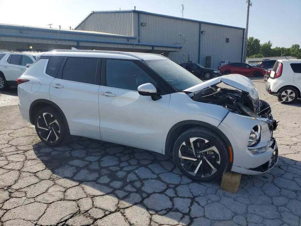 2022 MITSUBISHI OUTLANDER SEL  