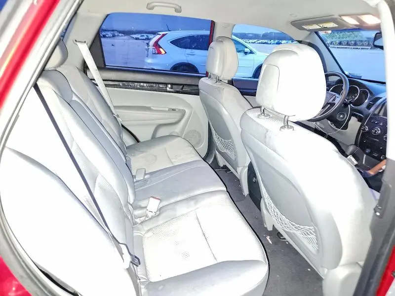 2011 KIA SORENTO   