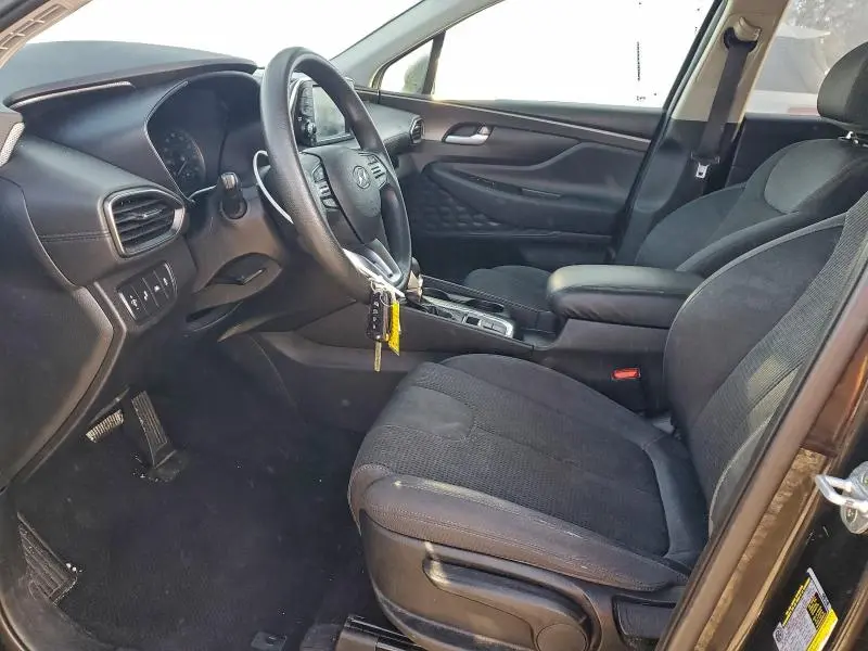 2019 HYUNDAI SANTA FE SE  