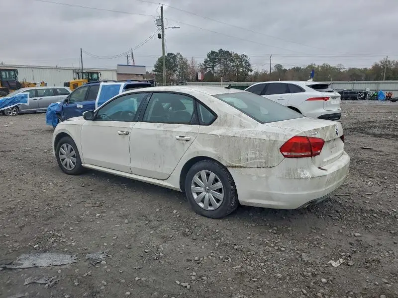 2013 VOLKSWAGEN PASSAT S  