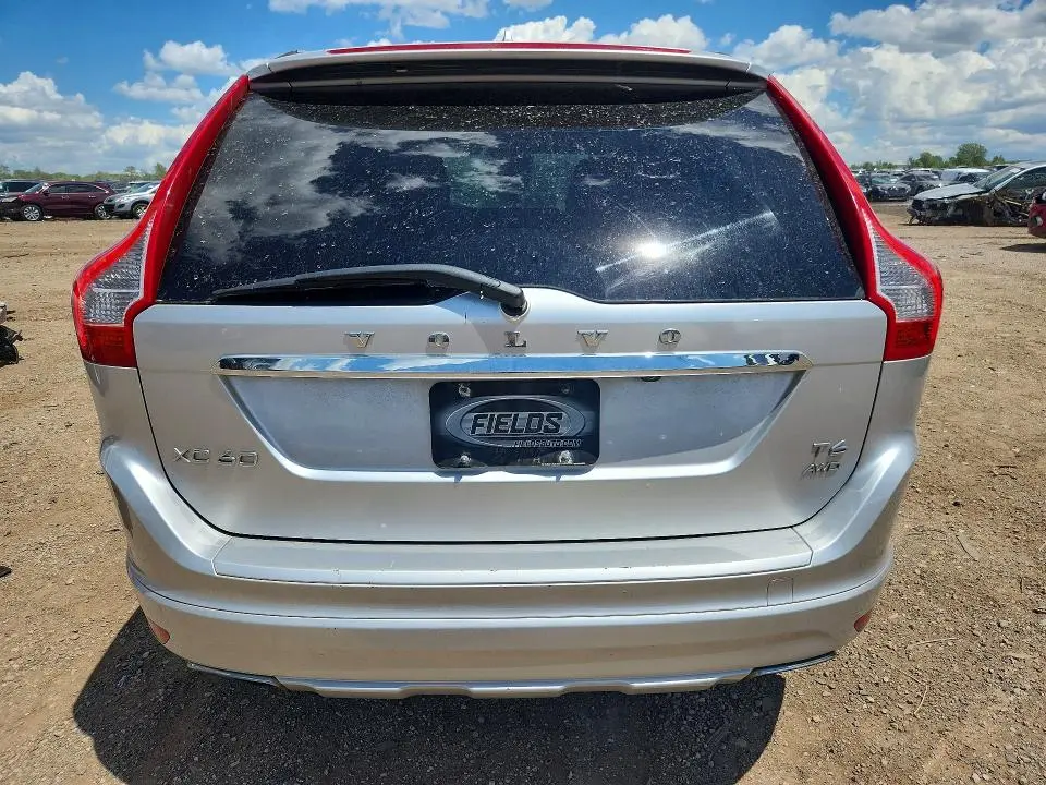 2014 VOLVO XC60 T6  