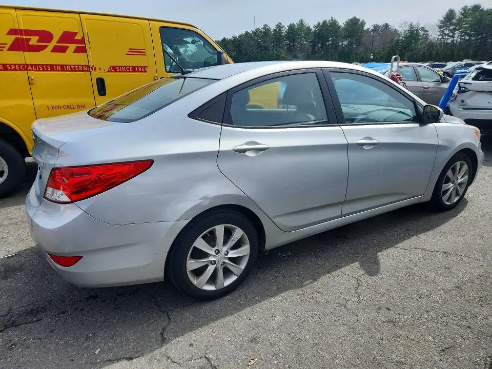2014 HYUNDAI ACCENT GLS  