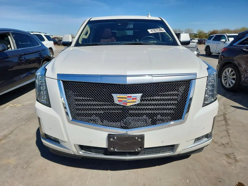 2016 CADILLAC ESCALADE LUXURY  