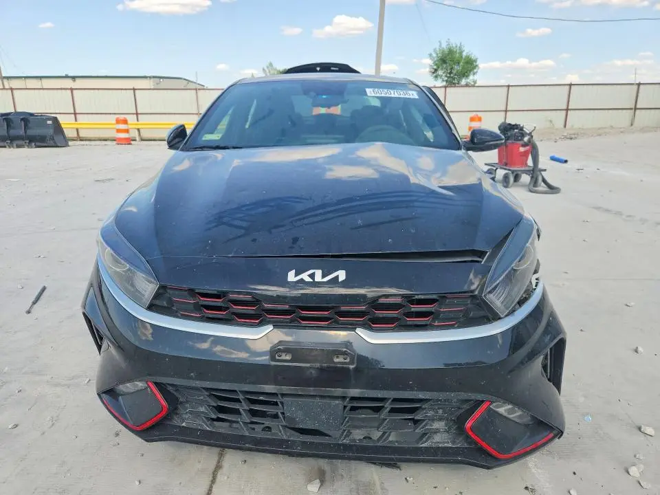 2023 KIA FORTE GT LINE  