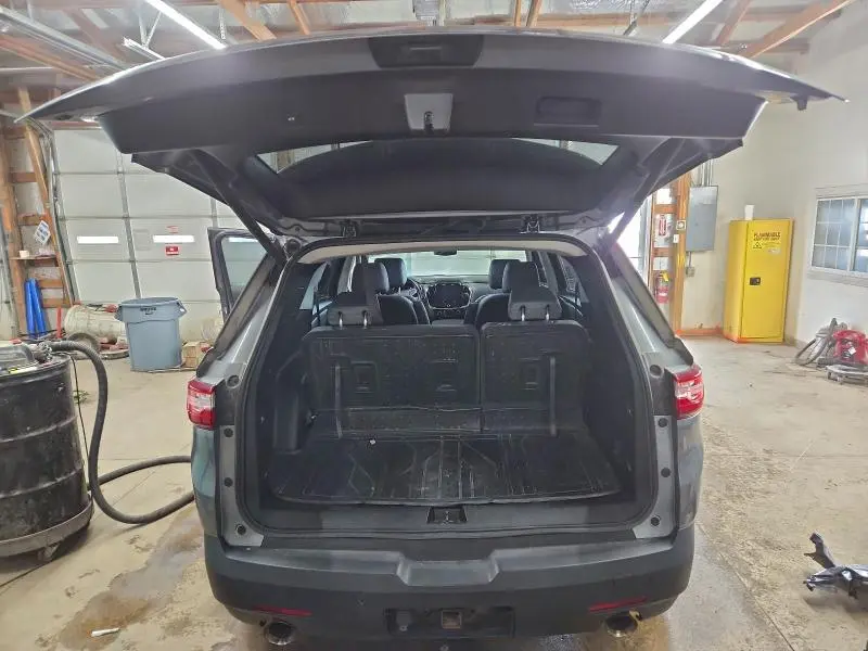 2021 CHEVROLET TRAVERSE LT  