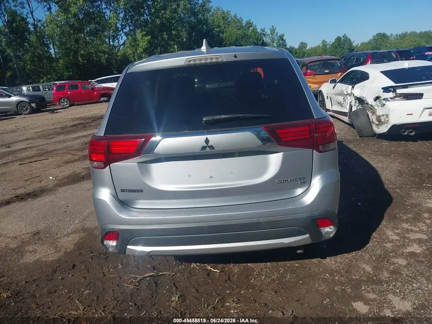 2017 MITSUBISHI OUTLANDER SE