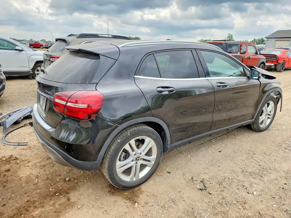 2020 MERCEDES-BENZ GLA 250 4MATIC  