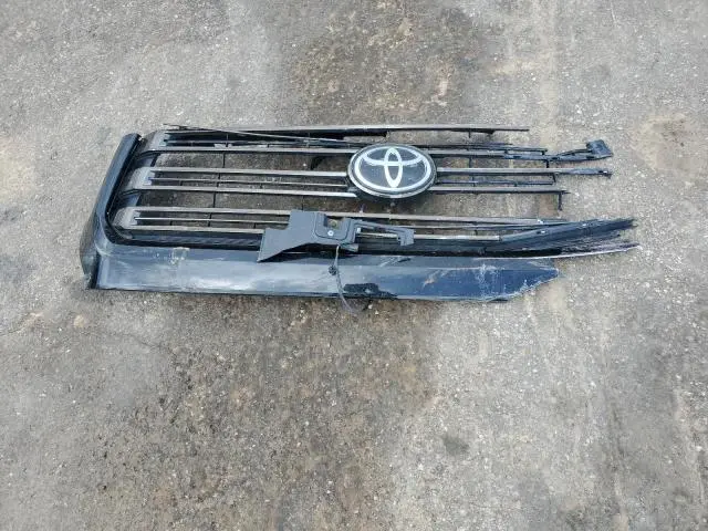 2021 TOYOTA TUNDRA CREWMAX LIMITED  