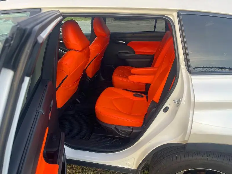 2021 TOYOTA HIGHLANDER XSE  