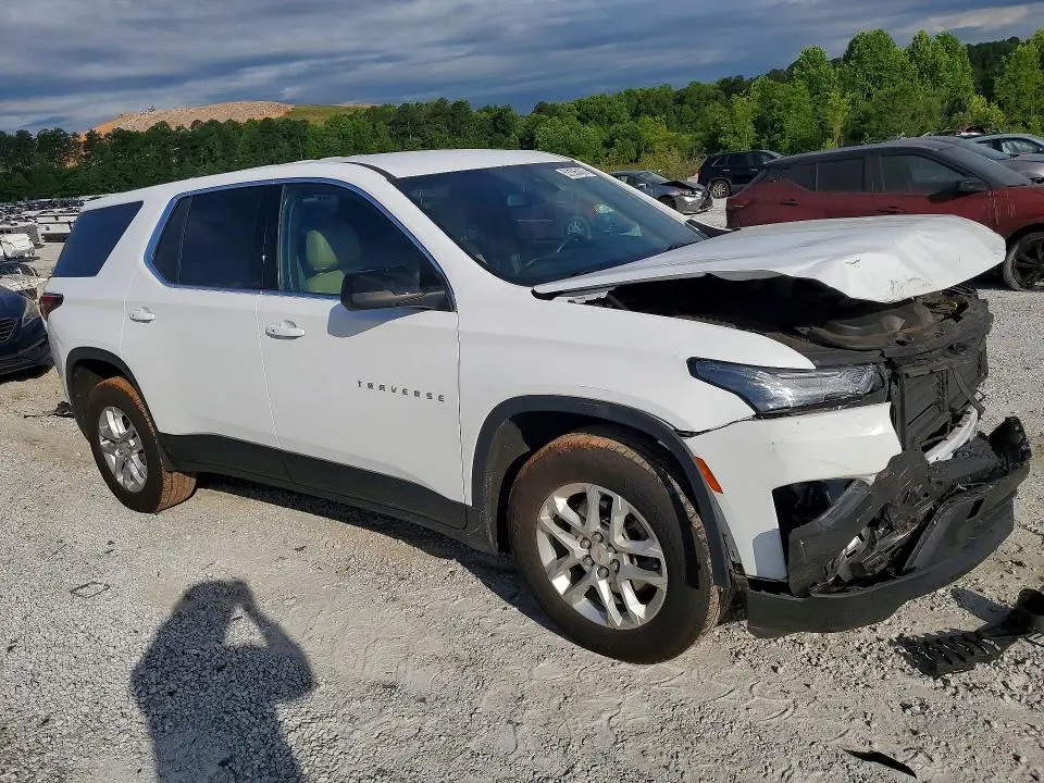 2022 CHEVROLET TRAVERSE LS  