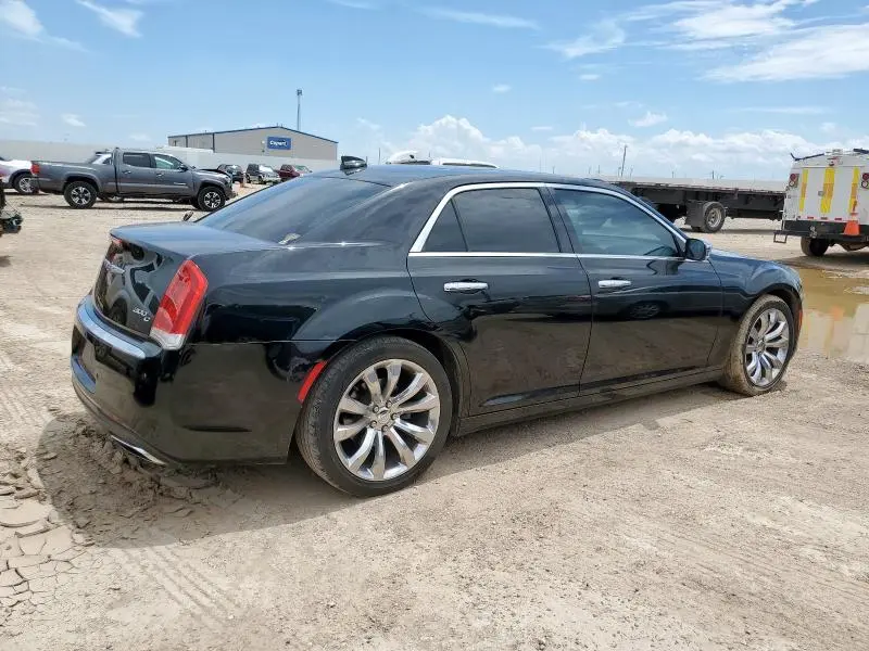 2016 CHRYSLER 300C   