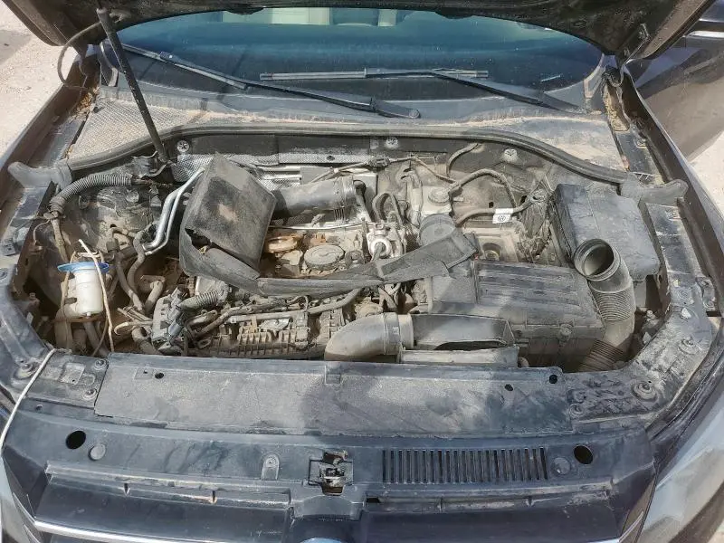 2014 VOLKSWAGEN PASSAT S  