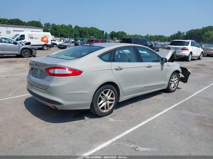 2015 FORD FUSION SE