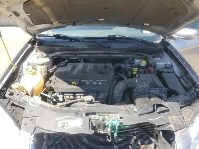 2014 CHRYSLER 200 LX  