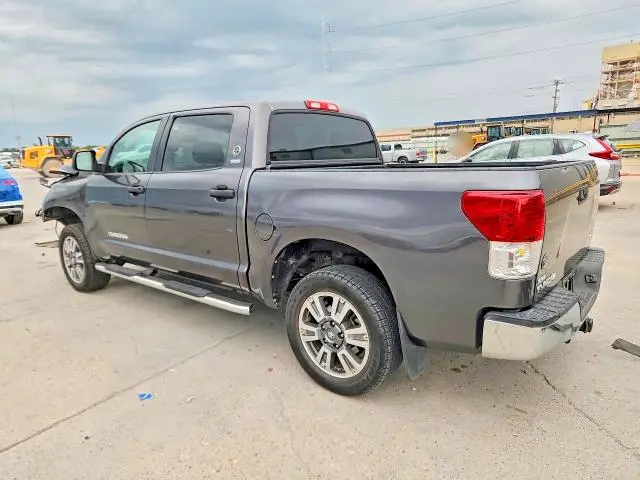 2013 TOYOTA TUNDRA CREWMAX SR5  
