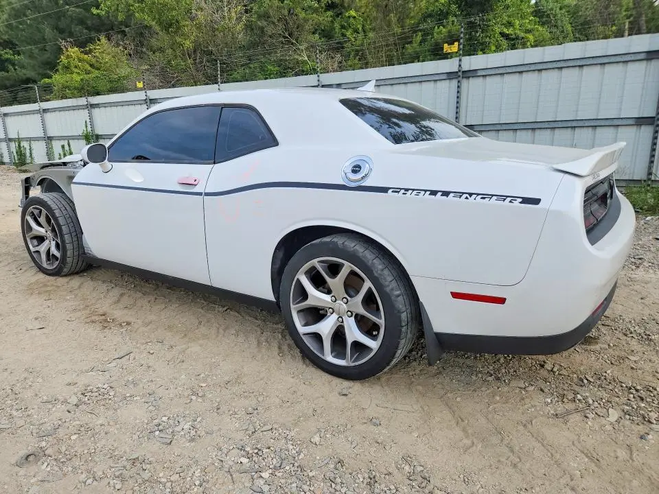 2016 DODGE CHALLENGER SXT  