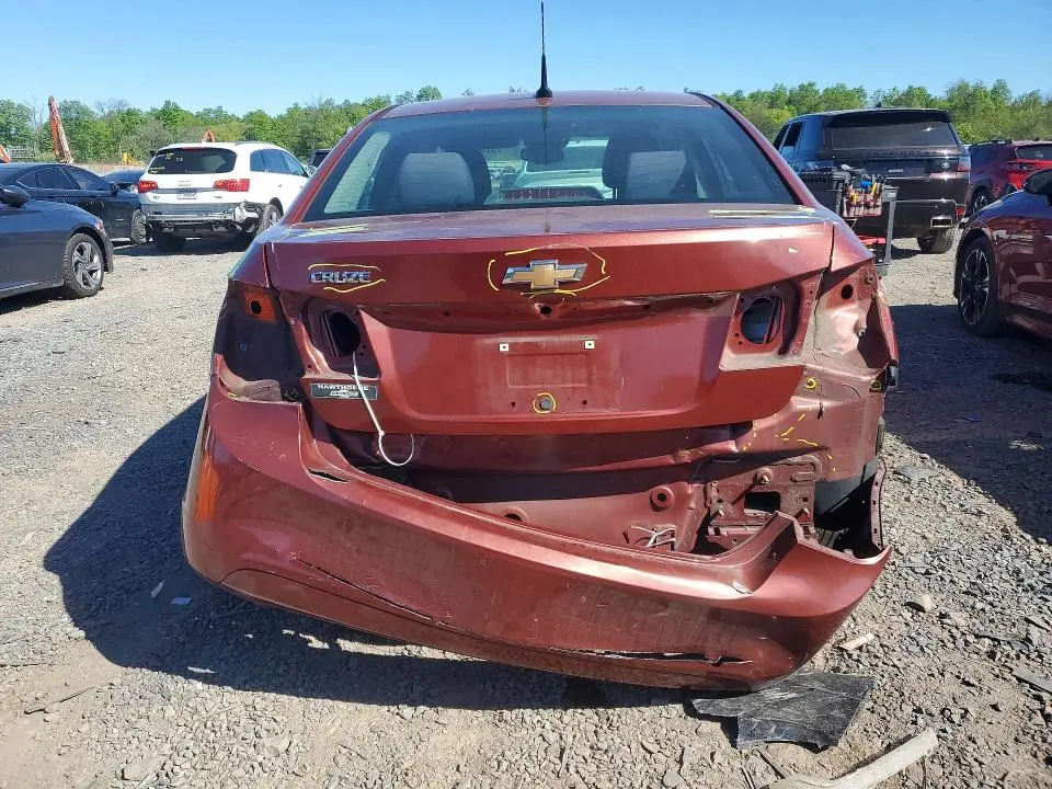 2013 CHEVROLET CRUZE LS  