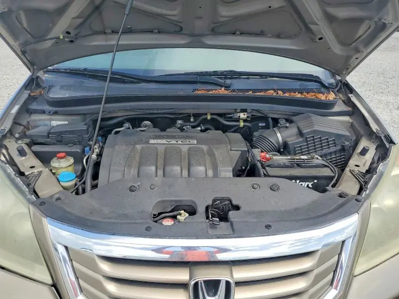 2010 HONDA ODYSSEY LX  